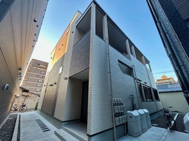 物件外観写真1　(外観写真)