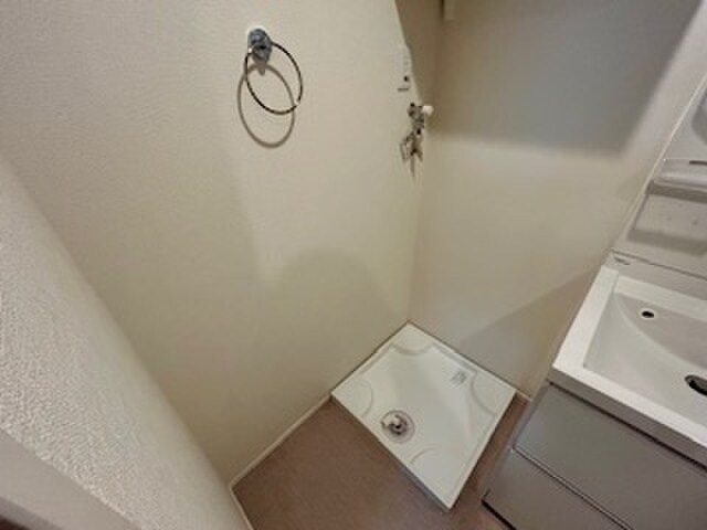 物件内観写真17　(洗濯機置場)