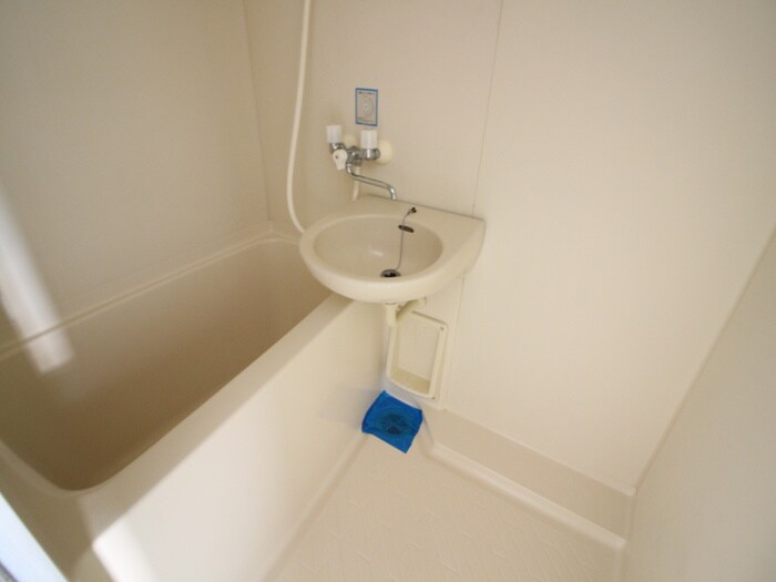 物件内観写真8　(バス／シャワールーム等)