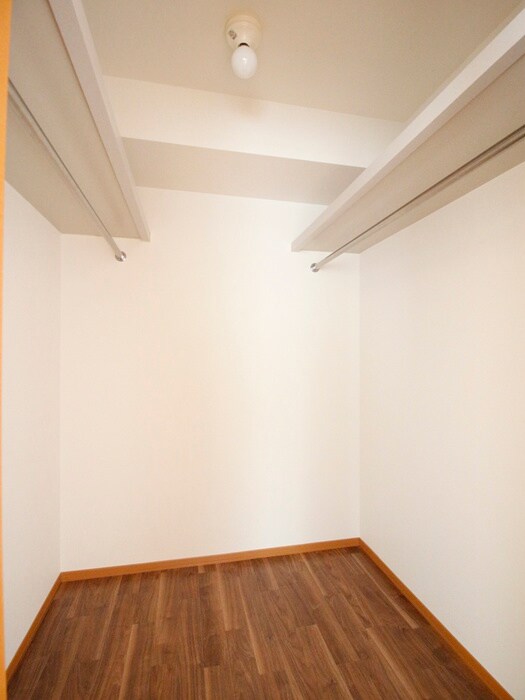 物件内観写真14　(収納)