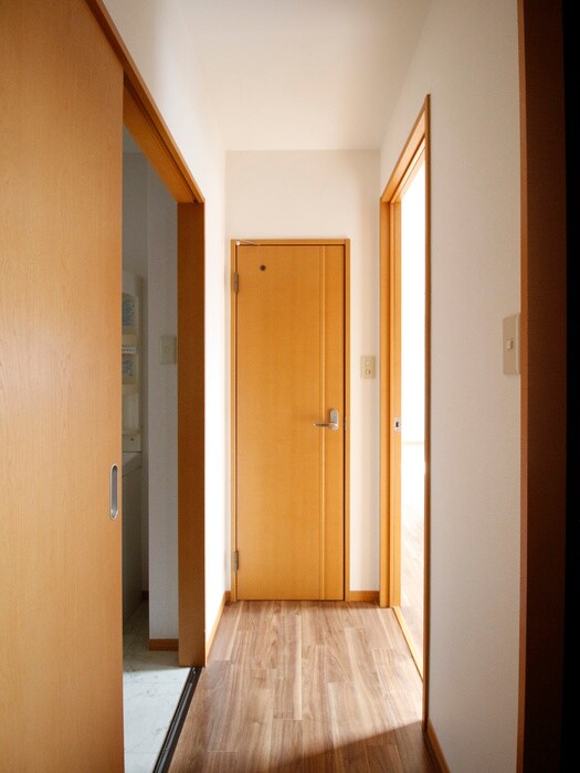 物件内観写真16　(廊下)