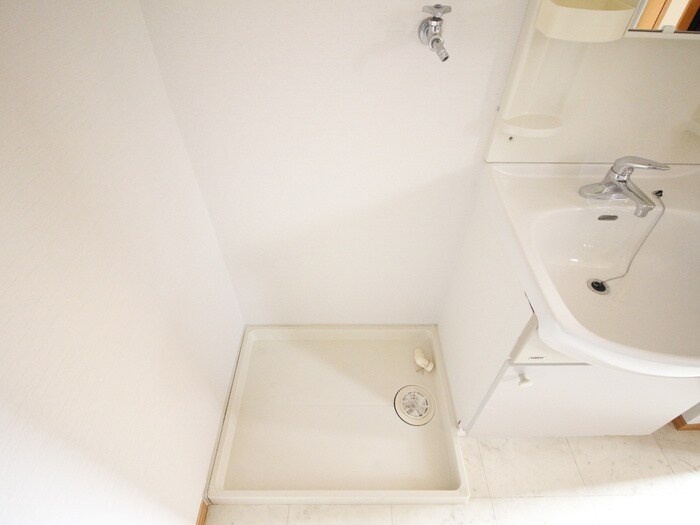 物件内観写真19　(洗濯機置場)