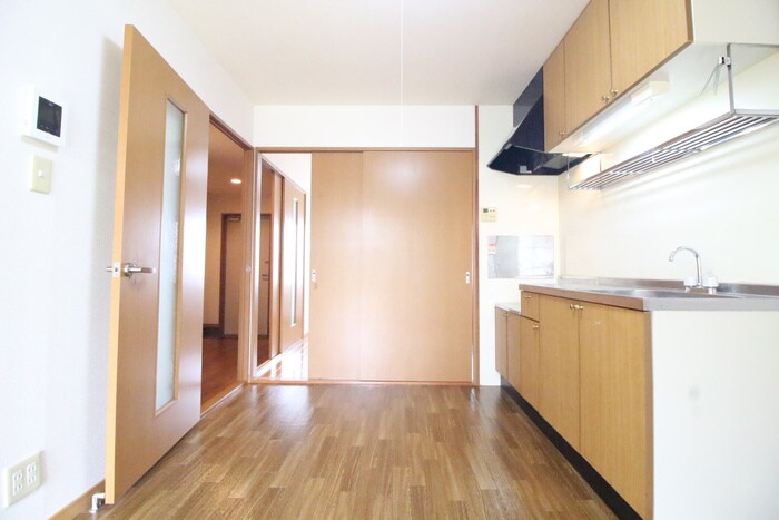 物件内観写真6　(内観写真)