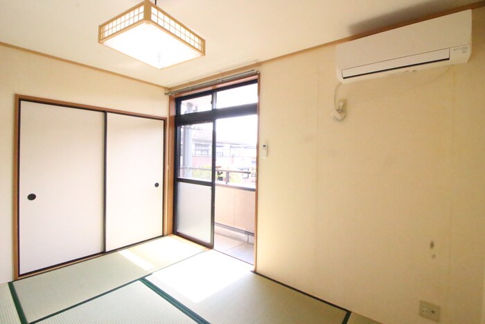 物件内観写真9　(居室)