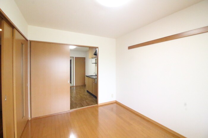 物件内観写真11　(居室)