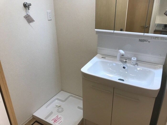 物件内観写真11　(洗面)