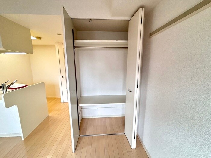 物件内観写真12　(収納)