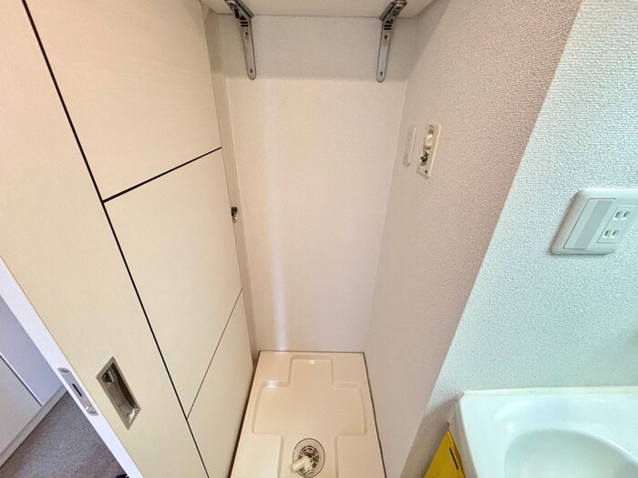 物件内観写真20　(洗濯機置場)