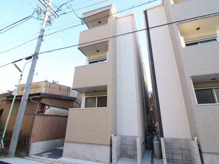 ボンジュール敷島外観写真
