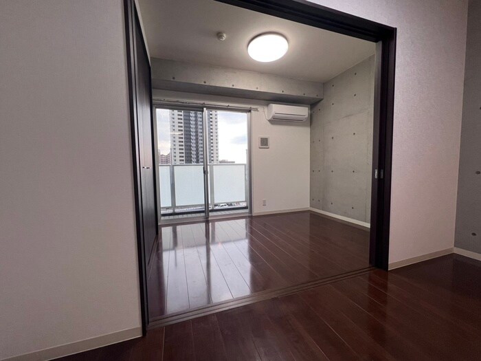 物件内観写真10　(居室)