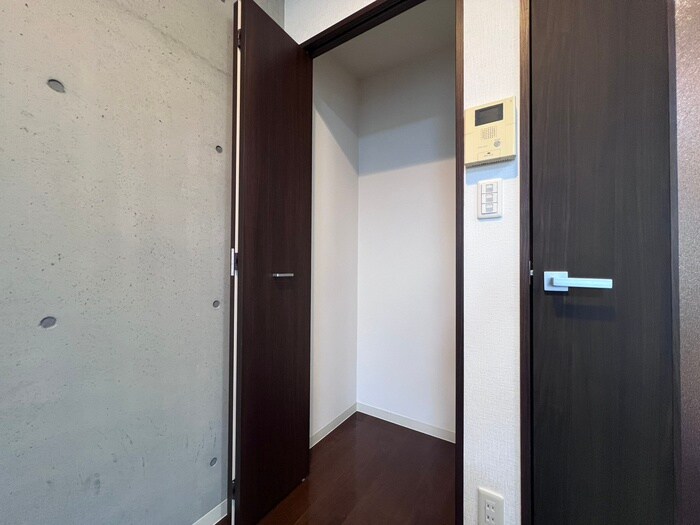 物件内観写真15　(収納)