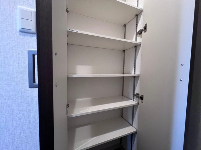 物件内観写真19　(靴箱)