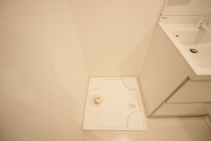 物件内観写真14　(洗濯機置場)