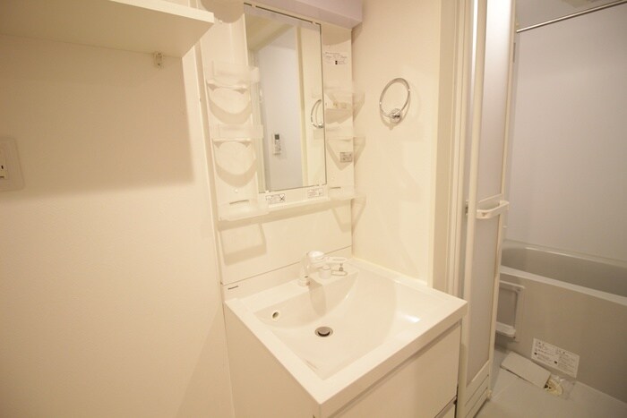 物件内観写真15　(洗面)