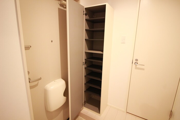 物件内観写真15　(靴箱)