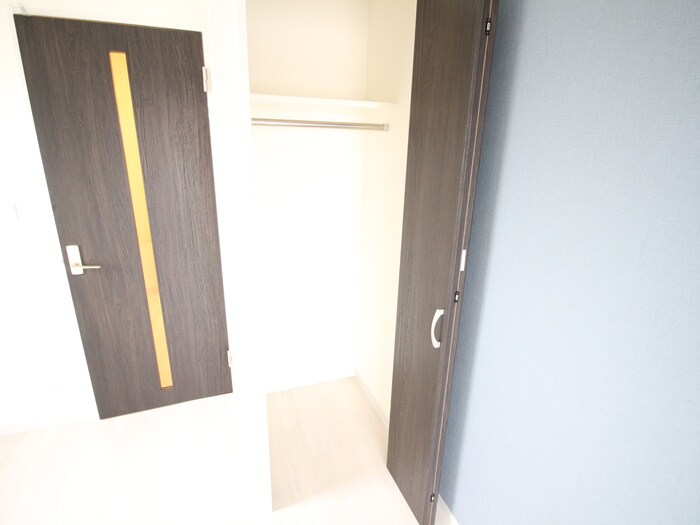 物件内観写真16　(収納)