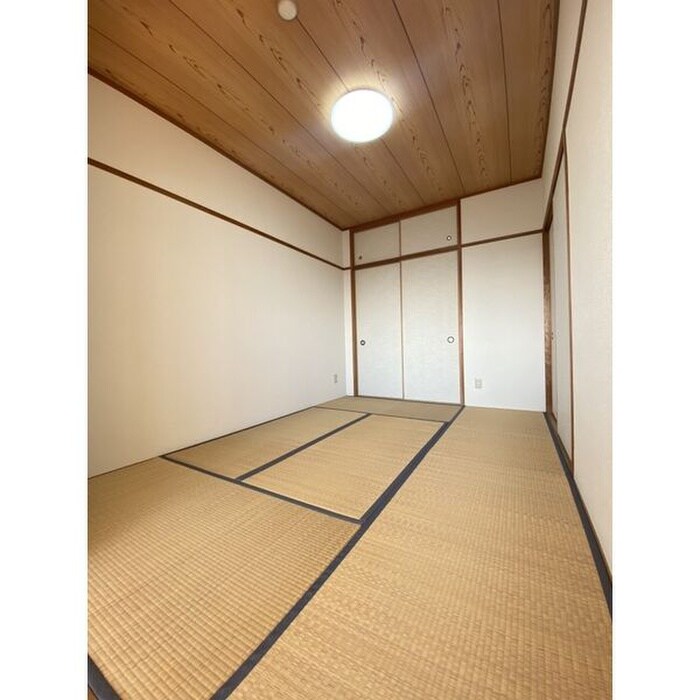 物件内観写真11　(居室)