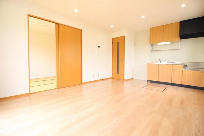 物件内観写真8　(居室)