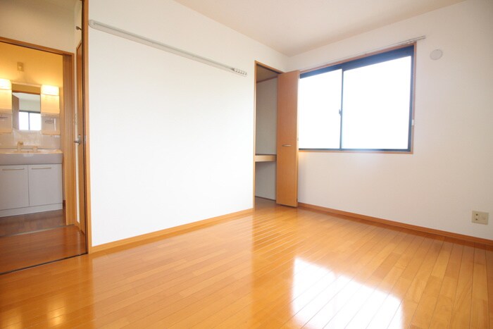 物件内観写真11　(居室)