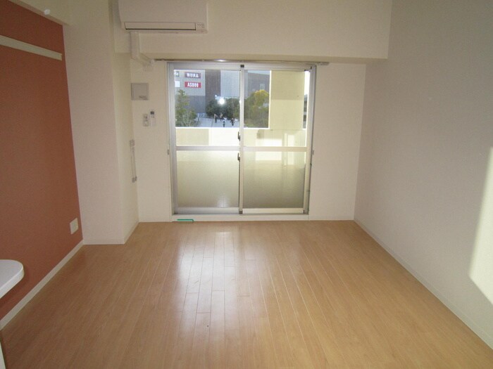 物件内観写真18　(居室)