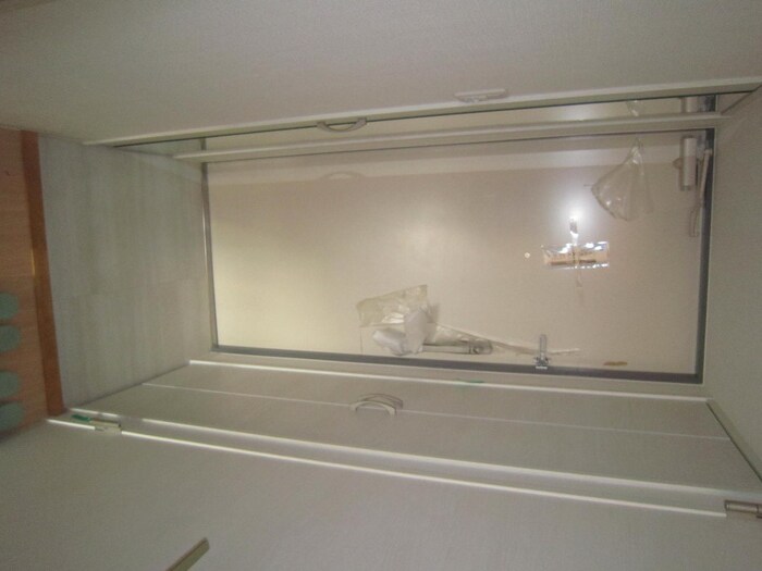 物件内観写真19　(玄関)