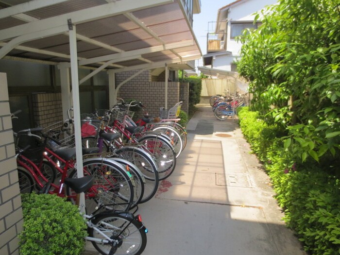 メゾン　プルミエの駐輪場