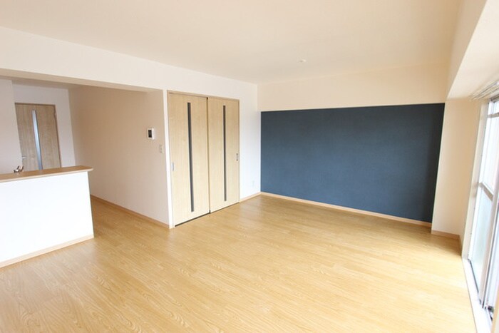 物件内観写真4　(居室)