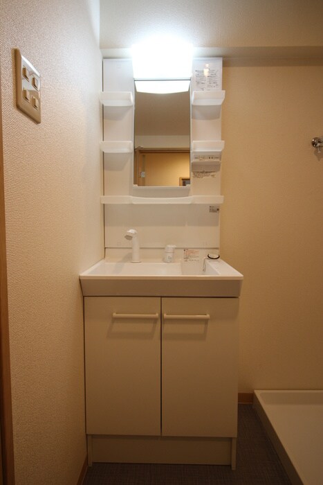 物件内観写真5　(洗面)