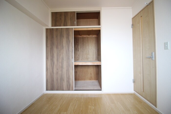 物件内観写真13　(収納)