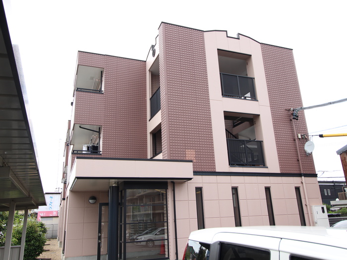 ジュネス大高