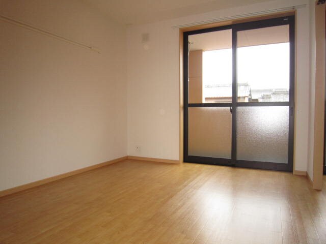 物件内観写真5　(居室)