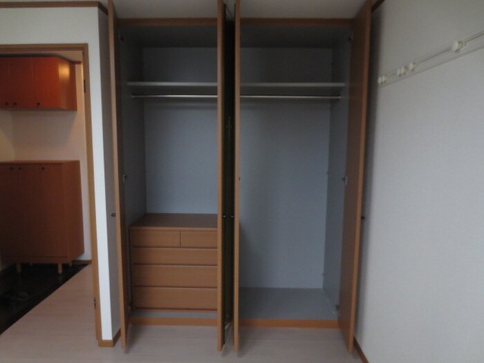 物件内観写真9　(収納)
