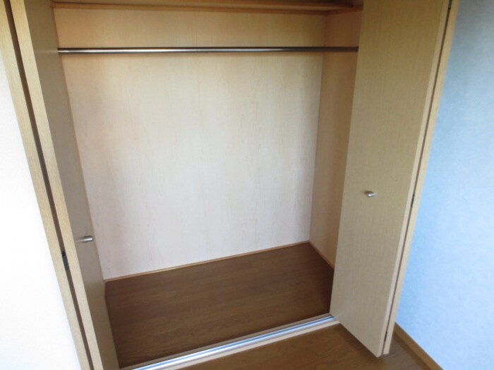 物件内観写真11　(収納)