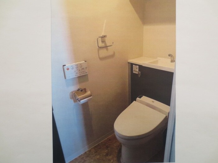 物件内観写真7　(トイレ)
