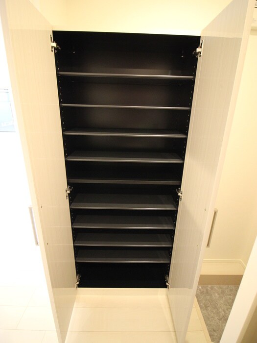 物件内観写真11　(靴箱)