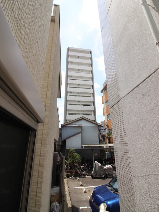 物件内観写真18　(室内からの展望)