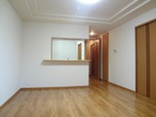 物件内観写真4　(居室)