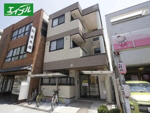 ハイビス桜本町外観写真
