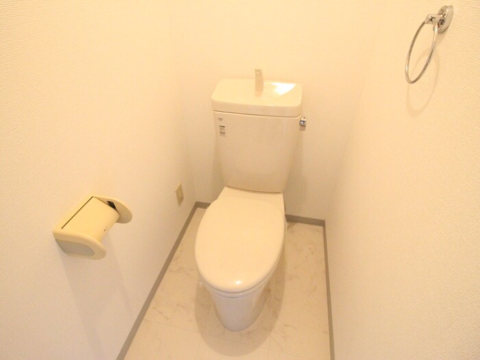 物件内観写真16　(トイレ)