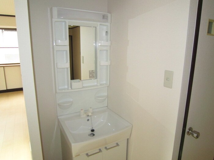 物件内観写真12　(洗面)