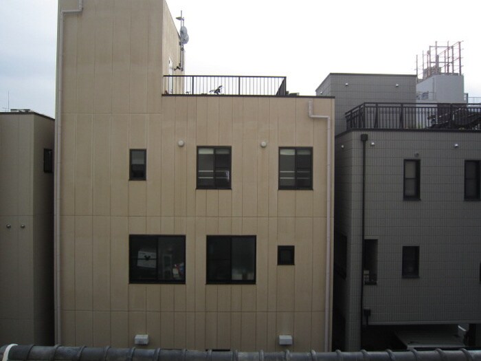 物件内観写真21　(室内からの展望)