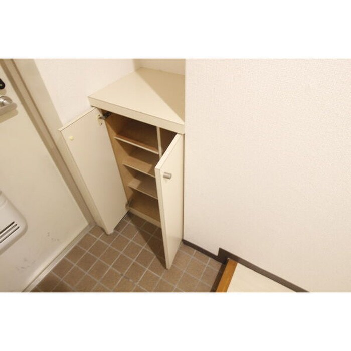 物件内観写真11　(靴箱)