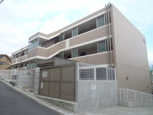 オーパス自由ヶ丘外観写真