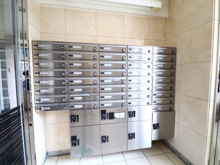 物件外観写真6　(建物設備)