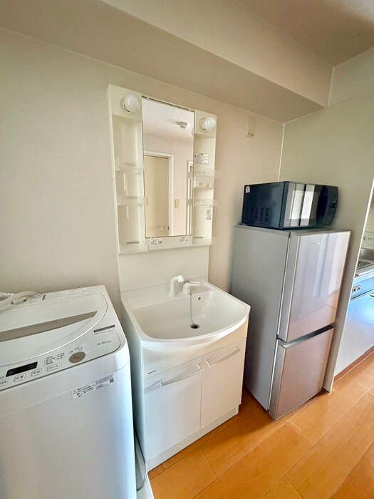 物件内観写真10　(洗面)