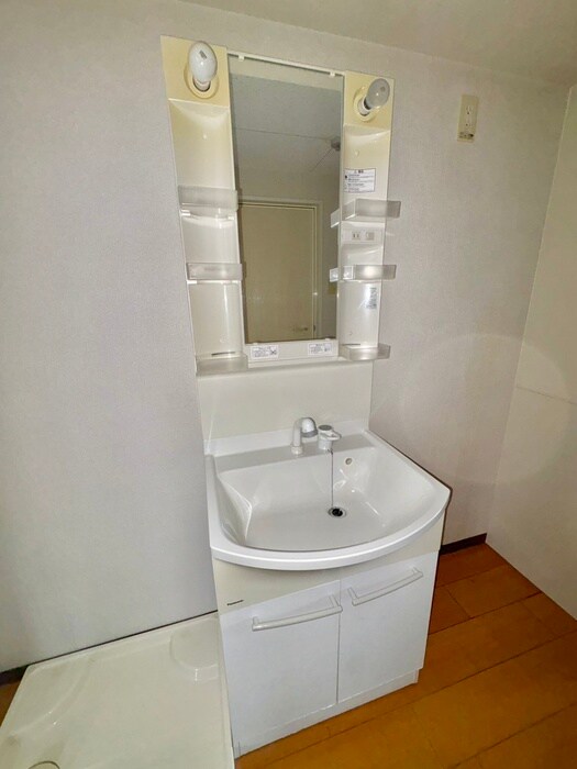 物件内観写真10　(洗面)