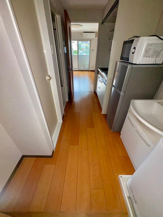 物件内観写真18　(廊下)