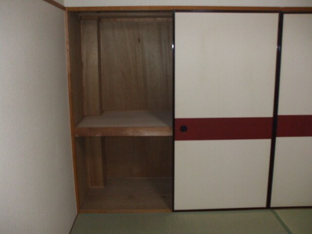 物件内観写真9　(収納)