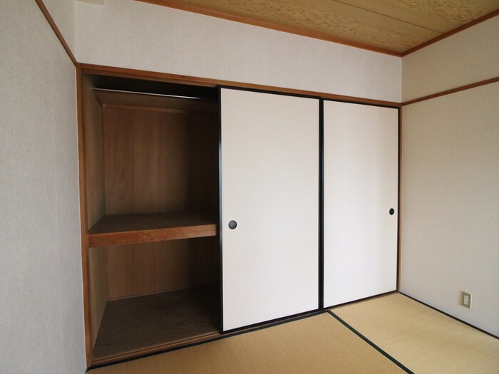 丸の内カジウラマンションの収納