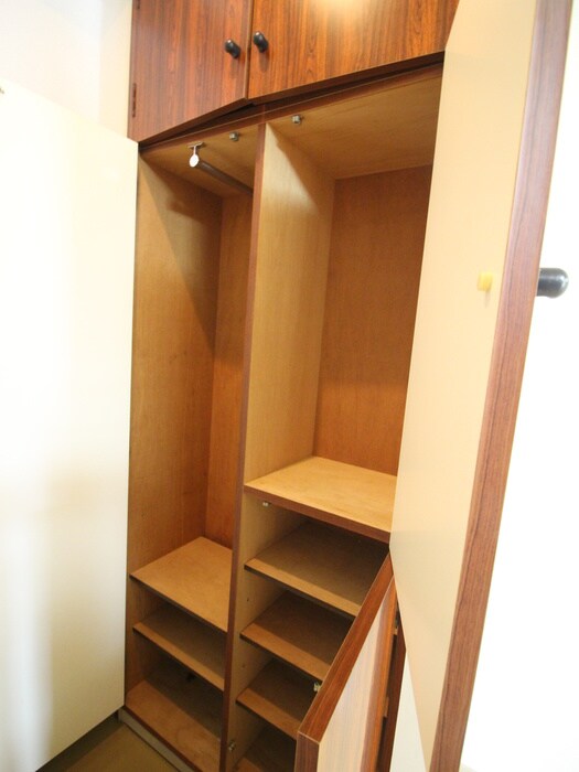 丸の内カジウラマンションの靴箱